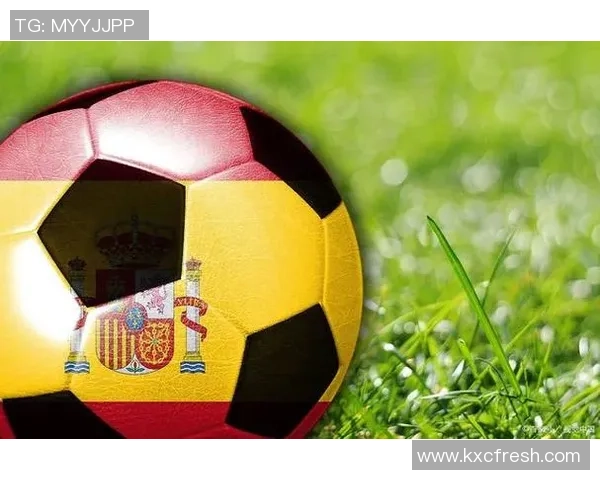 如何通过球星卡创意设计打造属于你的迷你足球场